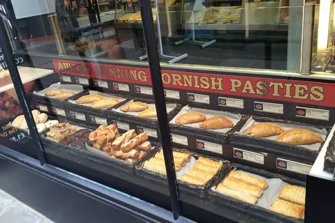 Queenie’s Bakery photo 3